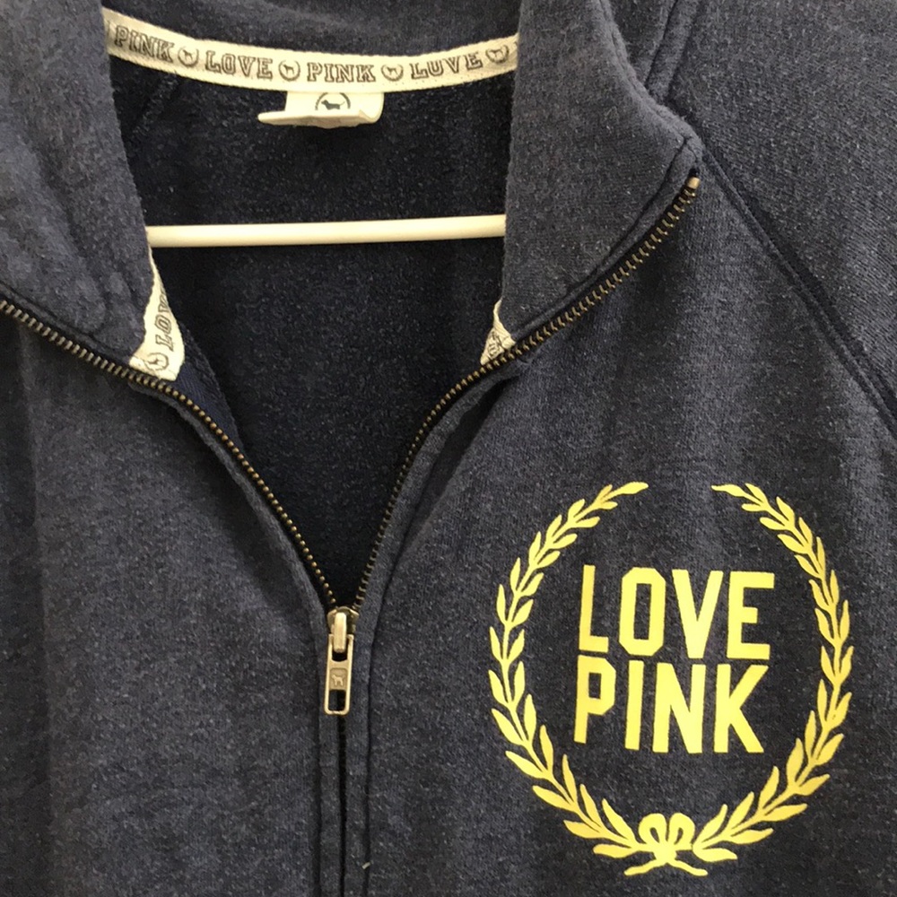 Love Pink pullover - Picture 3 of 5